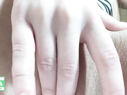 -Deviil играет с писькой