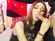 pinky_milk_2020-02-13 заглатывает