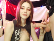 pinky_milk_2020-02-13 заглатывает