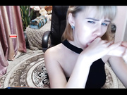 VaniLLa_sexy два дилдо в рот