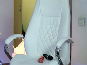 Milky--Way трахает себя игрушкой