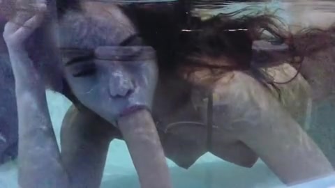 Coverme (отсос под водой)