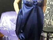 Зрелая мастурбирует перед вэбкой