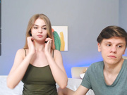 Thehottesttwo кончил в глотку