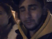 karinka1sex сосет на улице