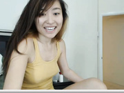 Funny Chinese Girl & Her Shaved Pussy part1