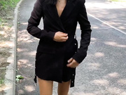 Kisa-Gav голые шалости на  дороге