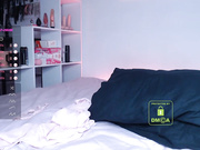 трах огромным дилдо