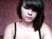 BlondiCat с игрушкой