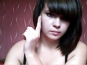 BlondiCat с игрушкой