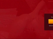 Angelina91 страстно трахает себя в попку