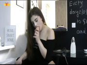 Sex-Michelle сосёт дилдо-5