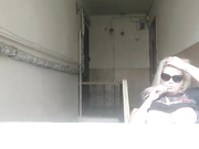 aniutkamau 1 в подъезде частное видео