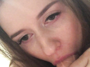 Хорошая шлюшка Marisbe1 отсасывает