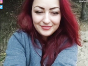 AlisaFist на природе дрочка