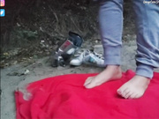 AlisaFist на природе дрочка