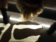 ManiacAlisa заглатывает очень глубоко хуй