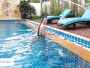 SweetButtocks (в бассейне)