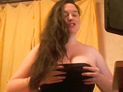 marymedved20 Ласкает большие сиськи и сосет