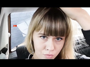 VaniLLa_sexy ласкает себя в машине-5