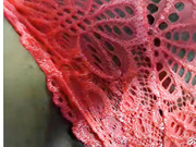 Играется с игрушкой.