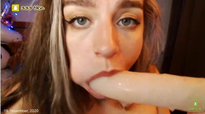 Cutiebooty_Em