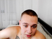 Esenialove
