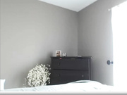 Американская молоденькая шлюшка. молоко не обсохло еще.