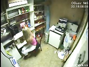 Скрытая камера в палатке мороженого в Москве