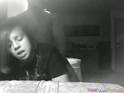 Teen Enjoys Her Orgasm With Face To The Cam