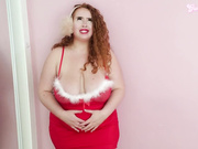 Gwen Adora