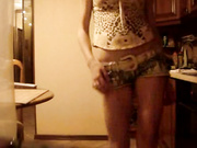 Алина на кухне