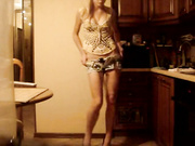 Алина на кухне