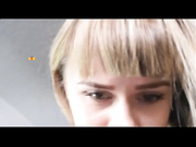 VaniLLa_sexy ласкает себя в машине-15