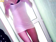 Карина танцует