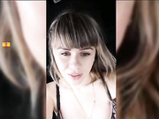 VaniLLa_sexy ласкает себя в машине-18