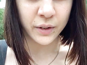 Тёлка за токены гуляет по улице топлесс, ч.2