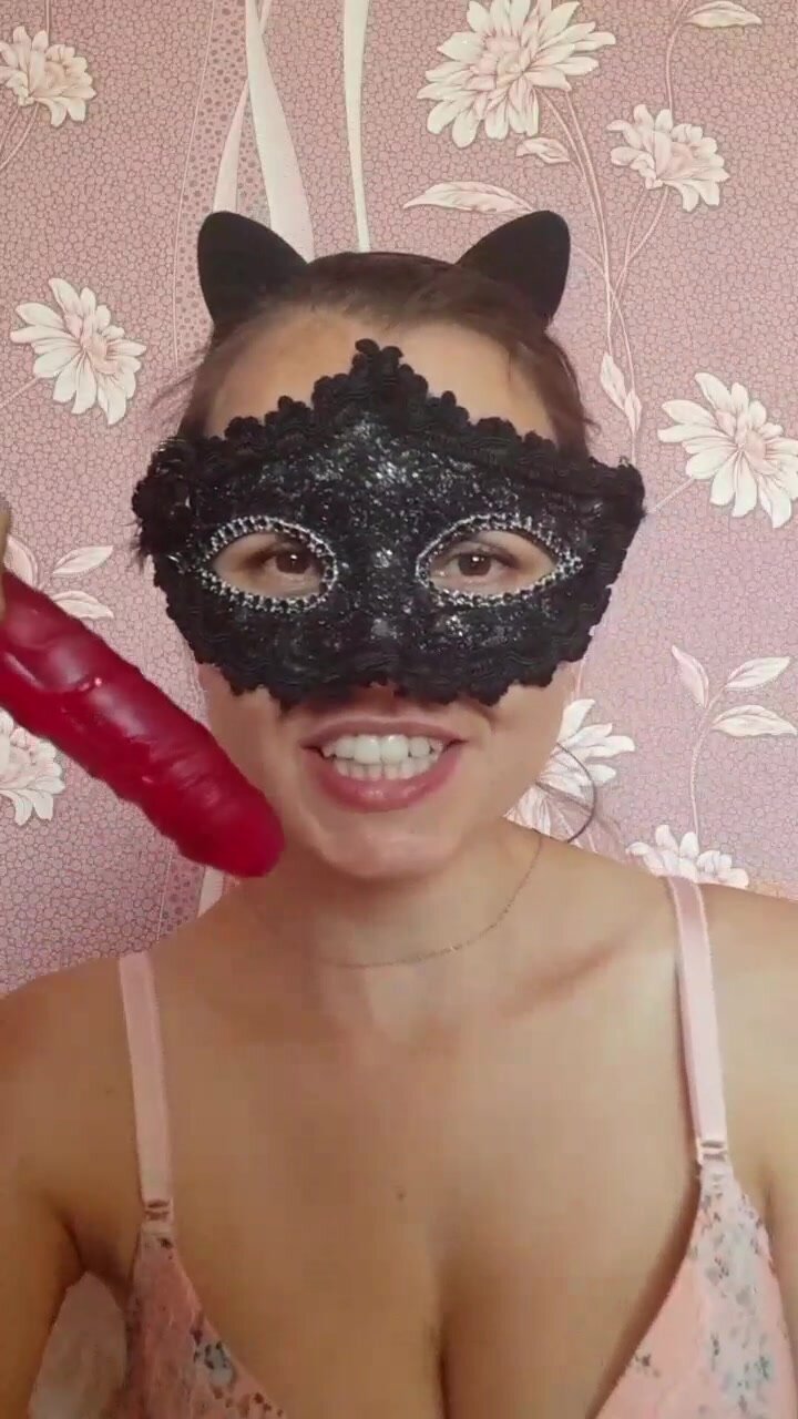 Smetanka-2021-06-05-трах с игрушкой