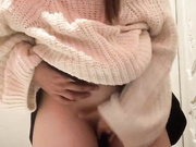 Молодая красотка с шикарным телом.