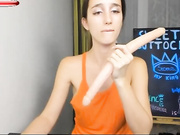 SweetButtocks и длинный дилдо