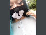 Amallllia дрочит под дождём