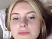 Lulu_kiss
