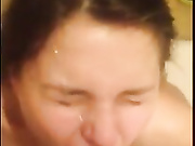 кончил Машке прямо в рот