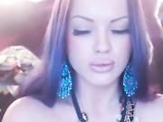 Escada - в миниатюрную девочку большим членом в очко.