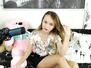 Alicehowold