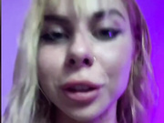 Your-Alice - киска крупным планом