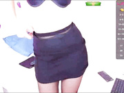 Ornella-love разделась и показала попку