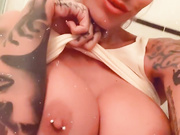 Lillyfeesquirt onlyfans