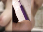 Aariella в душе