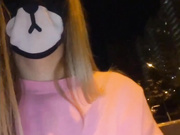 Amallllia ночью с порванными колготками на улице